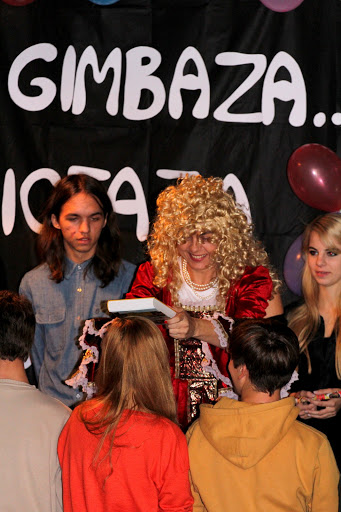 Otrzęsiny – czyli wcale poważna zabawa