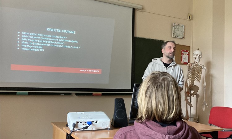 Godzina (wychowawcza;) o fotografii z fotografem
